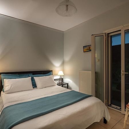 Maria'S Seaside Villa - House With 3 Rooms In Marathon, With Wonderful 外观 照片