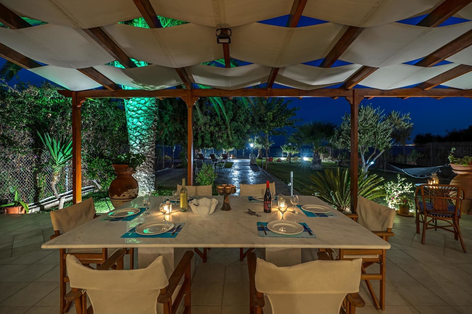Maria'S Seaside Villa - House With 3 Rooms In Marathon, With Wonderful 外观 照片