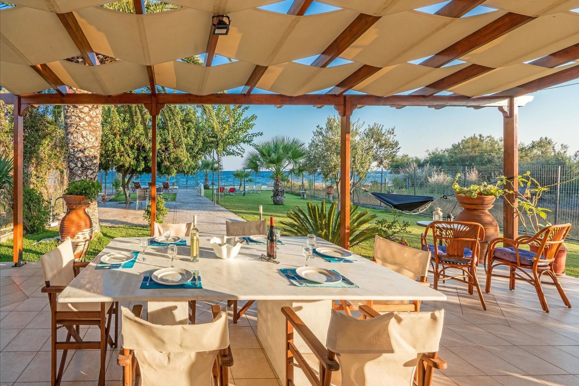 Maria'S Seaside Villa - House With 3 Rooms In Marathon, With Wonderful 外观 照片