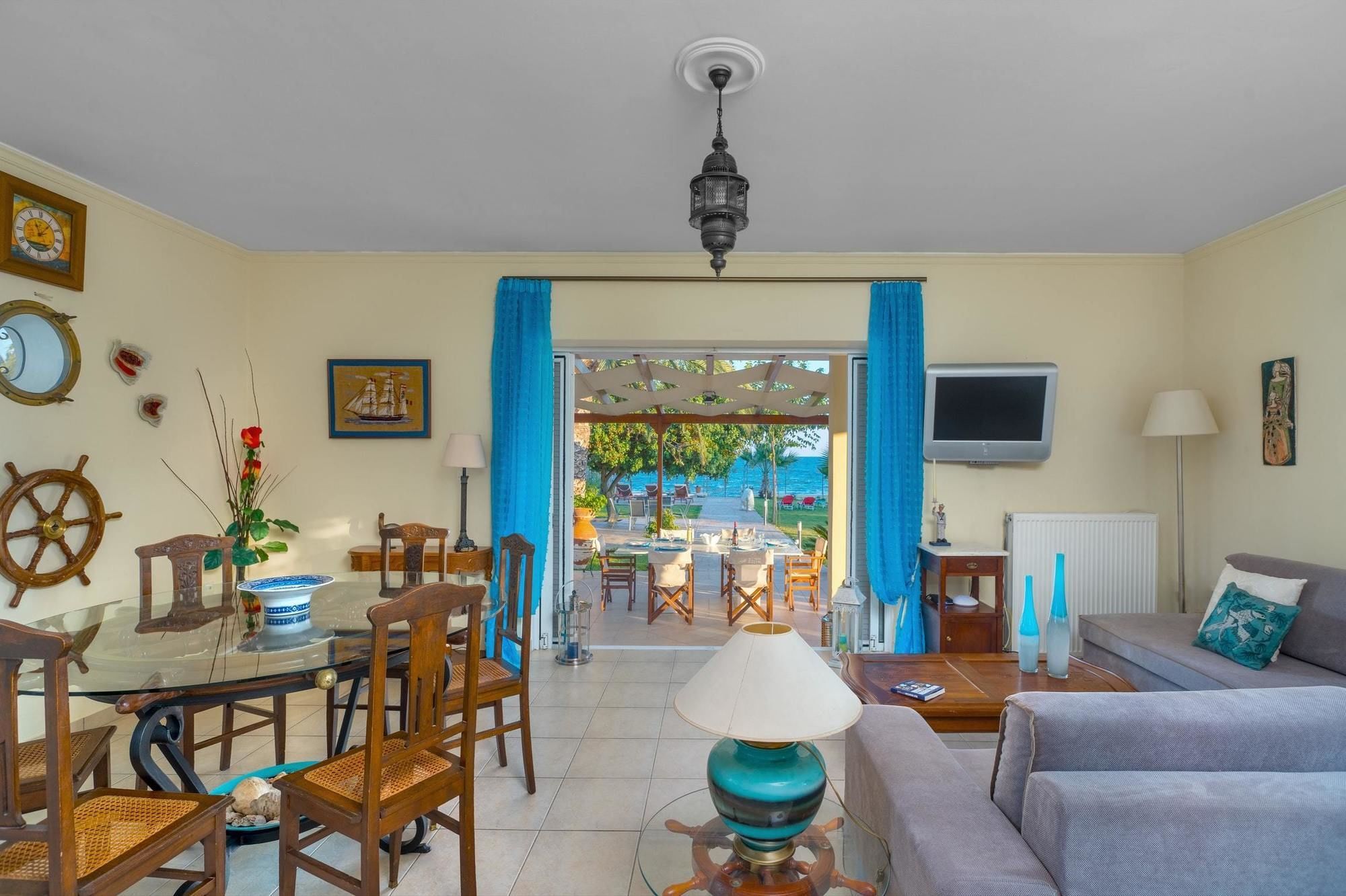Maria'S Seaside Villa - House With 3 Rooms In Marathon, With Wonderful 外观 照片